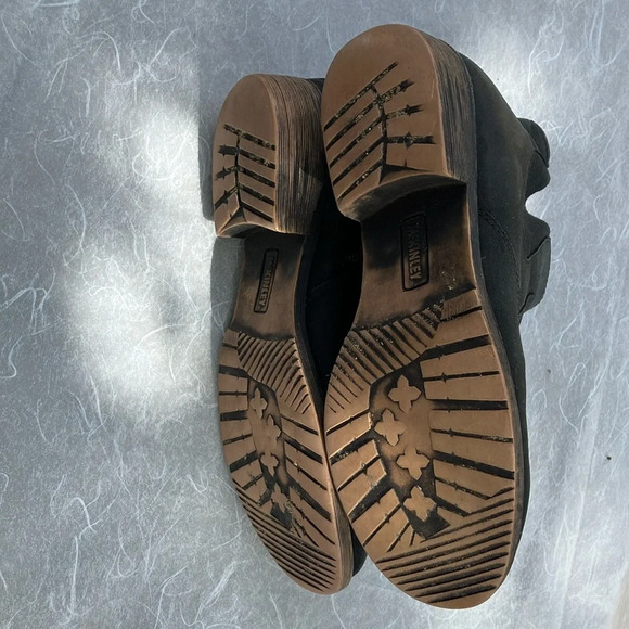 women’s size 7 McKinley leather low heel  boots - Picture 8 of 9